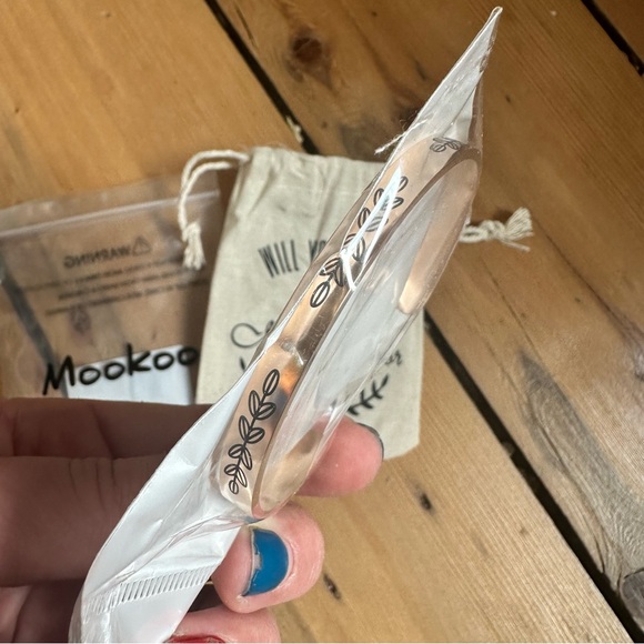 DONATING TOMORROW✨NWT✨Maid of Honor Sister Bracelet - Picture 5 of 5